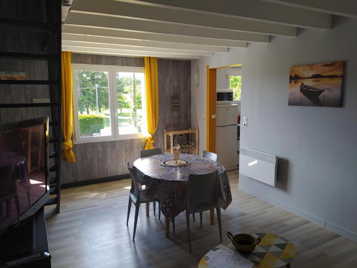 Les Gites De Vensac Exterior foto